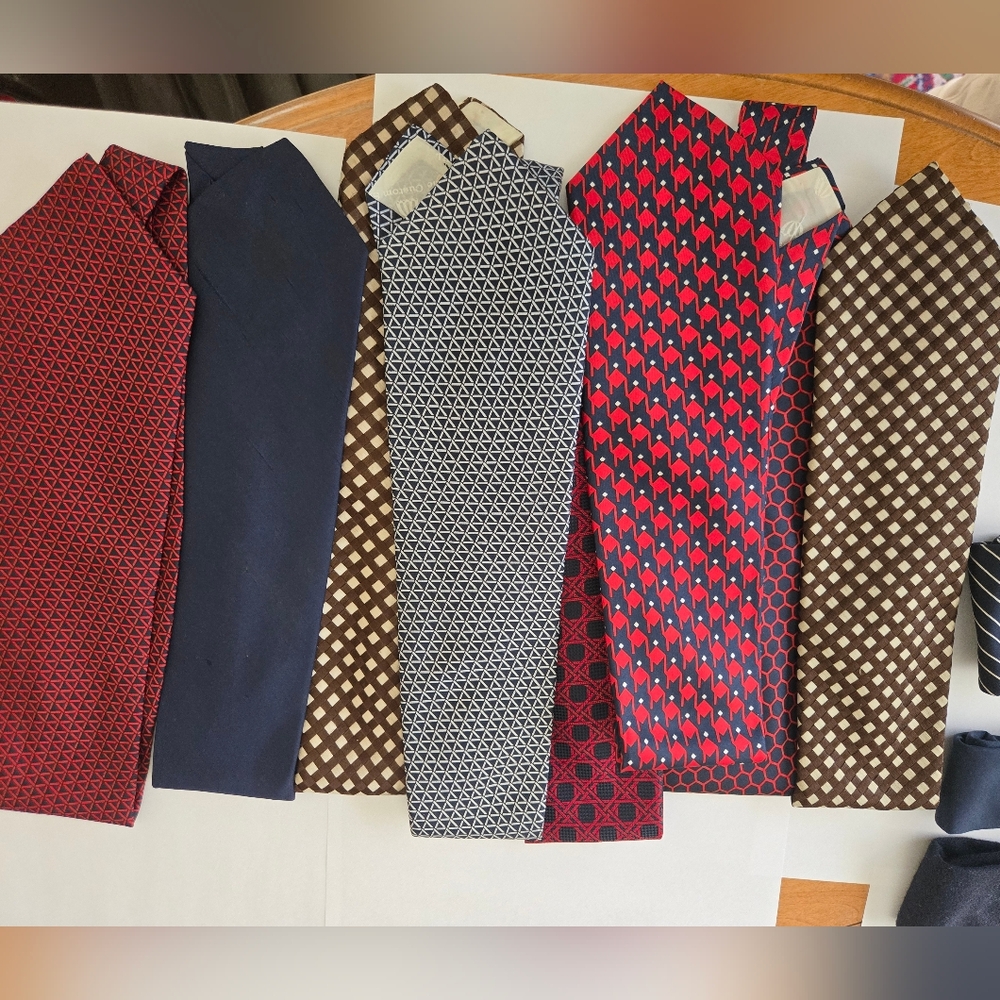 The Custom Shop 8 Assorted Men's Silk Ties in Navy, Red & Brown